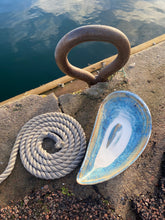 Ladda upp bild till gallerivisning, Blåmussla keramikskål