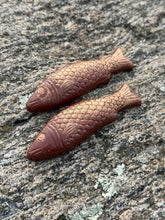 Ladda upp bild till gallerivisning, Salta sillar i choklad