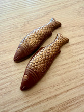 Ladda upp bild till gallerivisning, Salta sillar i choklad