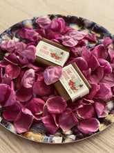 Ladda upp bild till gallerivisning, Tvål - Tång och Vildros