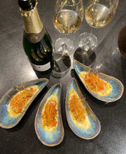 Ladda upp bild till gallerivisning, Blåmussla keramikskål