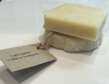 Ladda upp bild till gallerivisning, Tvålfat av loofahgurka