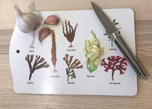 Ladda upp bild till gallerivisning, Serveringsbräda med tång