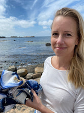 Ladda upp bild till gallerivisning, Kökshandduk med blåmusslor
